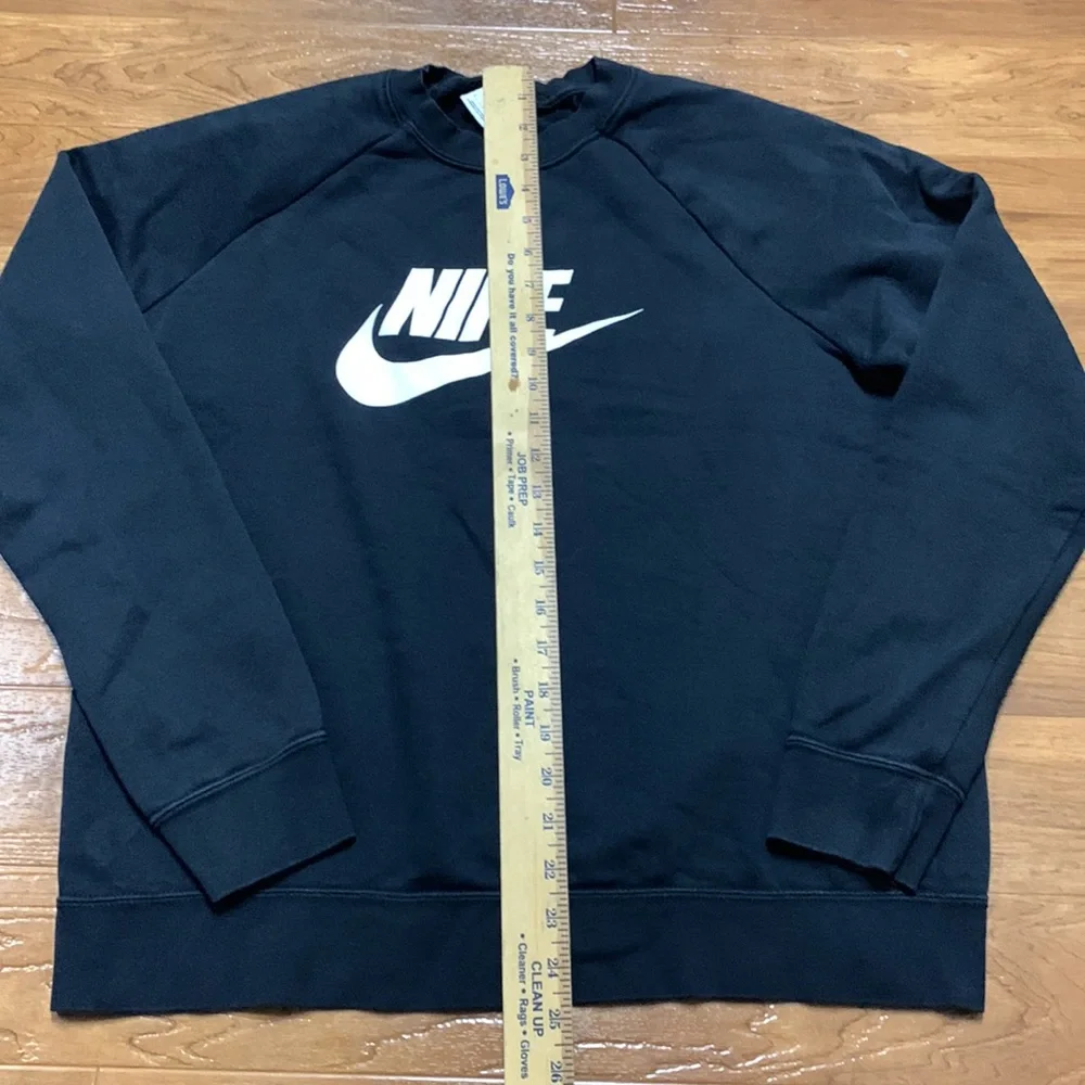 Nike Crewneck Sweatshirt